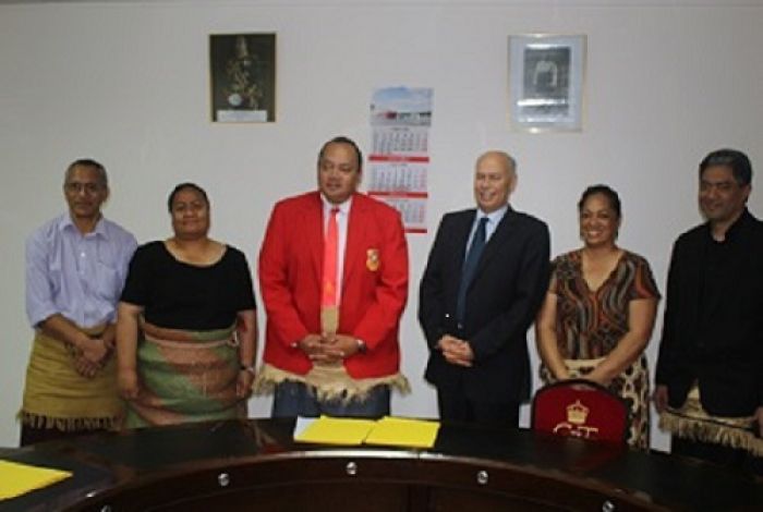  Hon. Siaosi Sovaleni DPM of Tonga, Mrs. Pulupaki Ika Acting CEO of Internal Affairs, SPC Director General, Colin Tukuitonga, Mrs. Tupou Fakakovikaetau and Dr. Paula Vivili from SPC