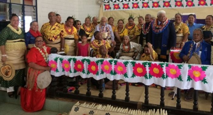 &#039;Oku hā he ta ko&#039;eni &#039;a Fotu, Rev. Viliami Ngahe (Faifekau &#039;o e Fungasaione) Rev. Dr. Tevita Koloa&#039;ia Havea, Rev. Lauhingoa Finau, Sea &#039;o e Katoanga Fatai Veikoso pehe ki he&#039;ene fanau mo e ni&#039;ihi na&#039;a nau kau atu ki he kātoanga ni.