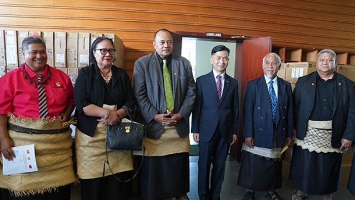 Tokoni Komipiuta mo Tulekitoa &#039;a Siaina ki he Pule&#039;anga Tonga