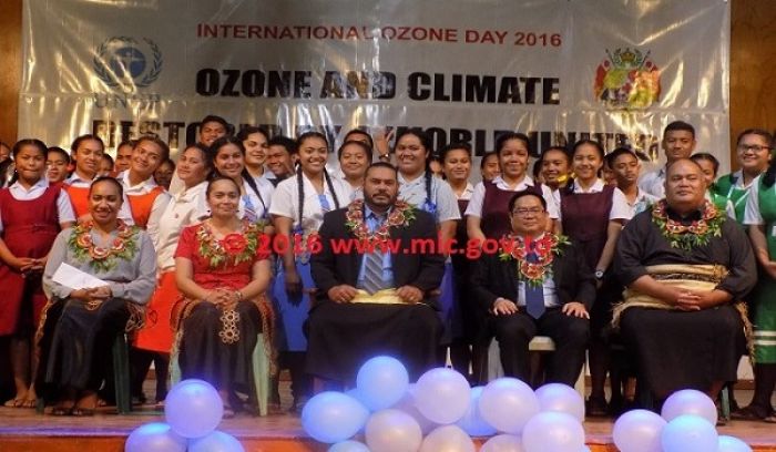 Acting CEO for MEIDECC &#039;Ofa Fa&#039;anunu, UNEP representative, Mr. Pipat Poopeerasupong, Director of Climate Change Lu&#039;isa Tu&#039;i&#039;afitu Malolo, with guests and students celebrating International Ozone Day at Queen Salote Memorial Hall (Photo: MEIDECC)